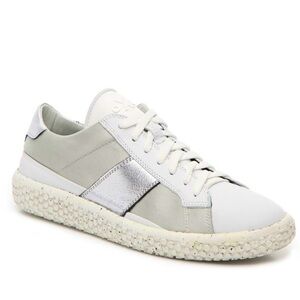 OXS Woobie Sneaker Women's Silver White Size 8